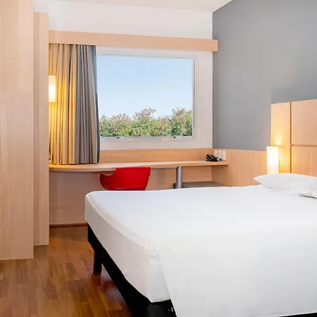 Ibis Piracicaba Hotel Exterior photo